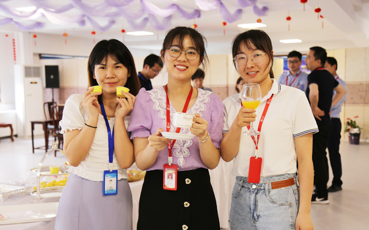 幸福402cc永利登录主页 幸福下午茶 幸福生日会