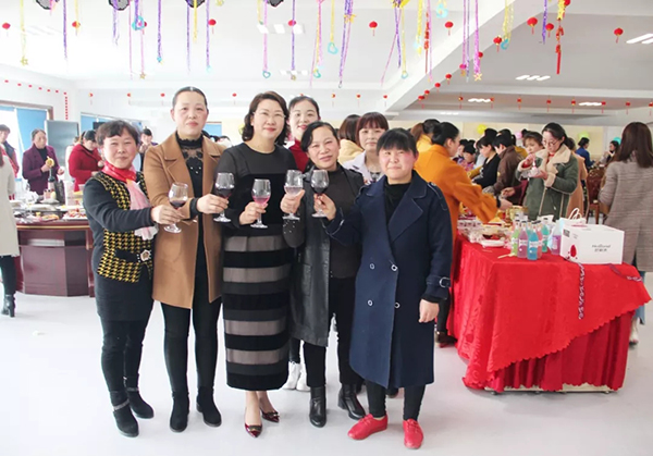 三八女神节 | 402cc永利登录主页科技愿你芳华自在，笑靥如花！