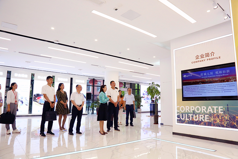 省委非公工委办公室主任詹国庆一行到402cc永利登录主页科技调研指导党建工作