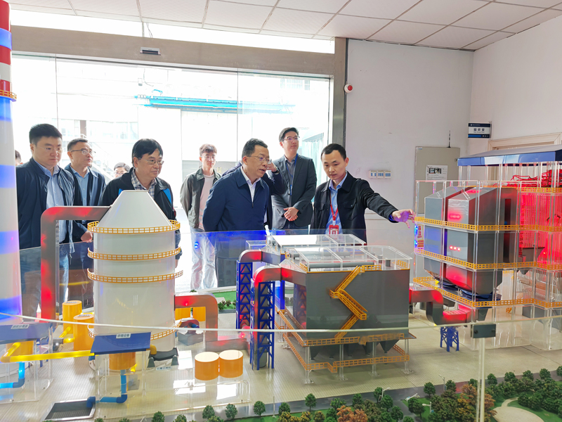 铜陵市委书记丁纯一行到402cc永利登录主页科技考察指导
